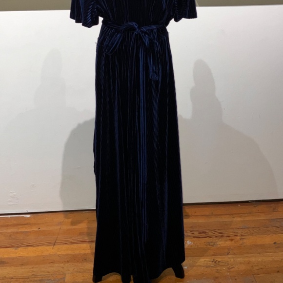 Navy blue O/S plus size Velour dress - Picture 4 of 12